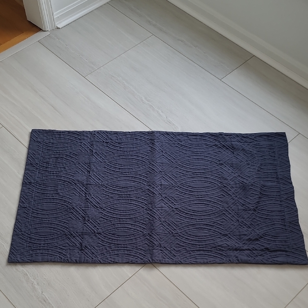 Frontgate Home King Size Pillow Cover/sham. NAVY BLUE